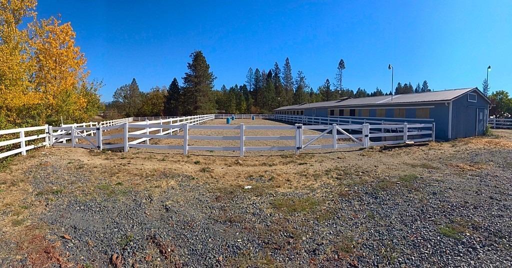 2429 Robinson Road Grants Pass, OR 97527 - Photo 19 of 20 Additional Photo