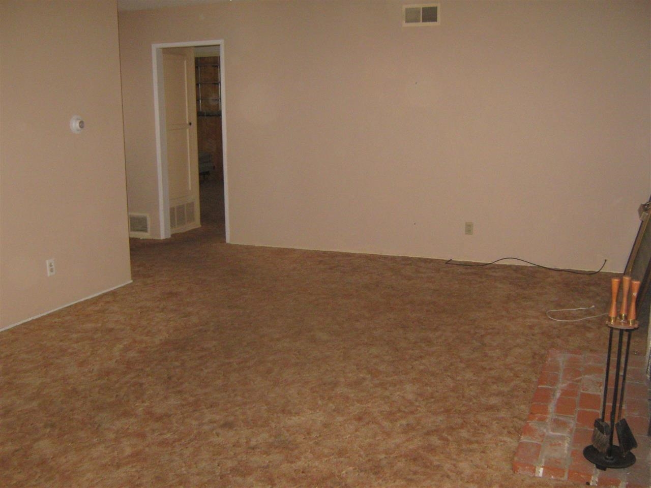 9302 Oakbourne Road Santee, CA 92071 - Photo 4 of 25