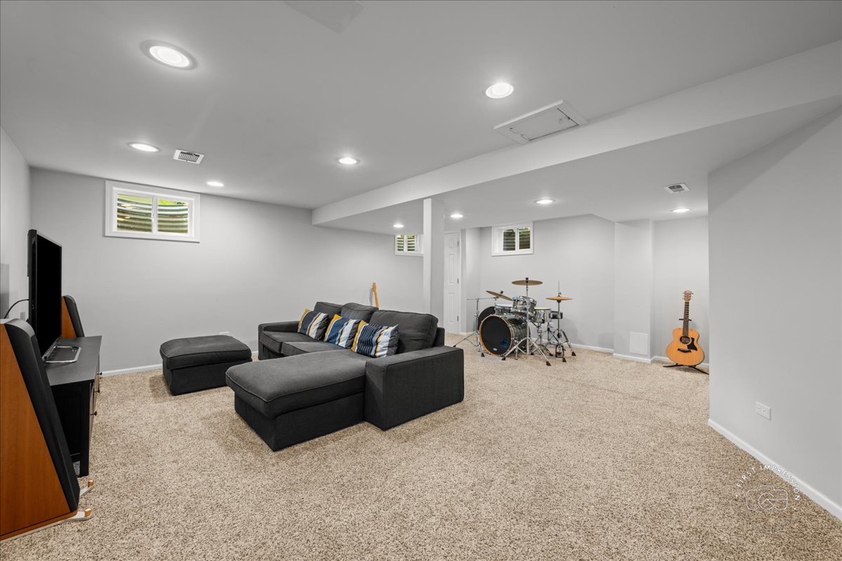 1209 North Loomis Street Naperville, IL 60563 - Photo 21 of 33