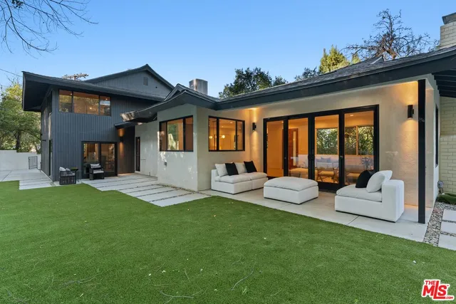 $2,194,000 | 16708 Chaplin Avenue, Encino, CA 91436