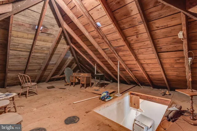 a view of an entryway