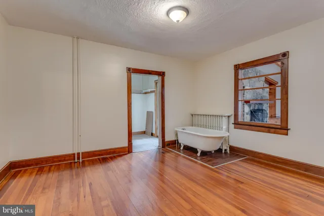 $495,000 | 218 Treadwell Street, Berryville, VA 22611