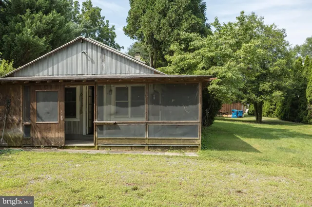 $495,000 | 218 Treadwell Street, Berryville, VA 22611