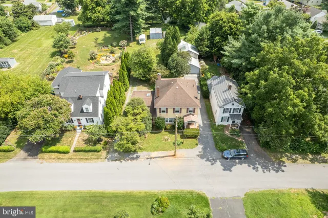 $495,000 | 218 Treadwell Street, Berryville, VA 22611