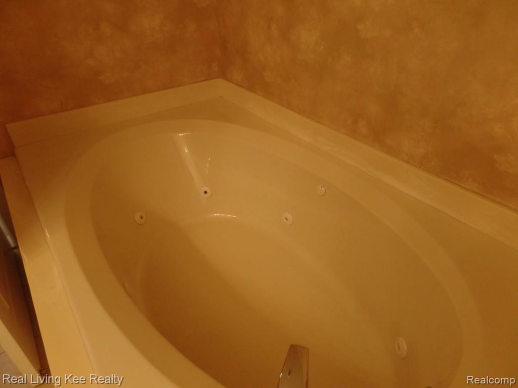 5179 Belmonte Drive, Unit 50 Rochester, MI 48306 - Photo 25 of 58