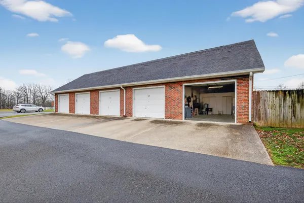 $315,000 | 617 East Lane Street, Shelbyville, TN 37160