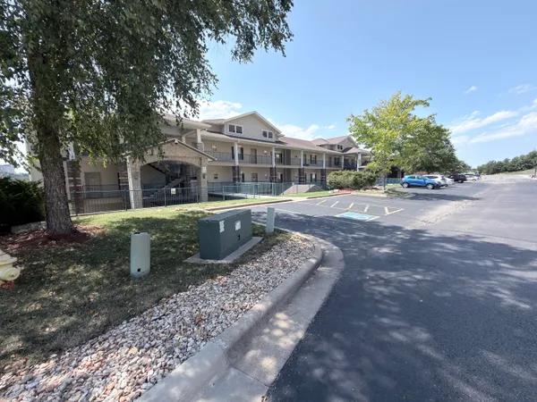$389,900 | 325 Majestic Drive, Unit 129, Branson, MO 65616