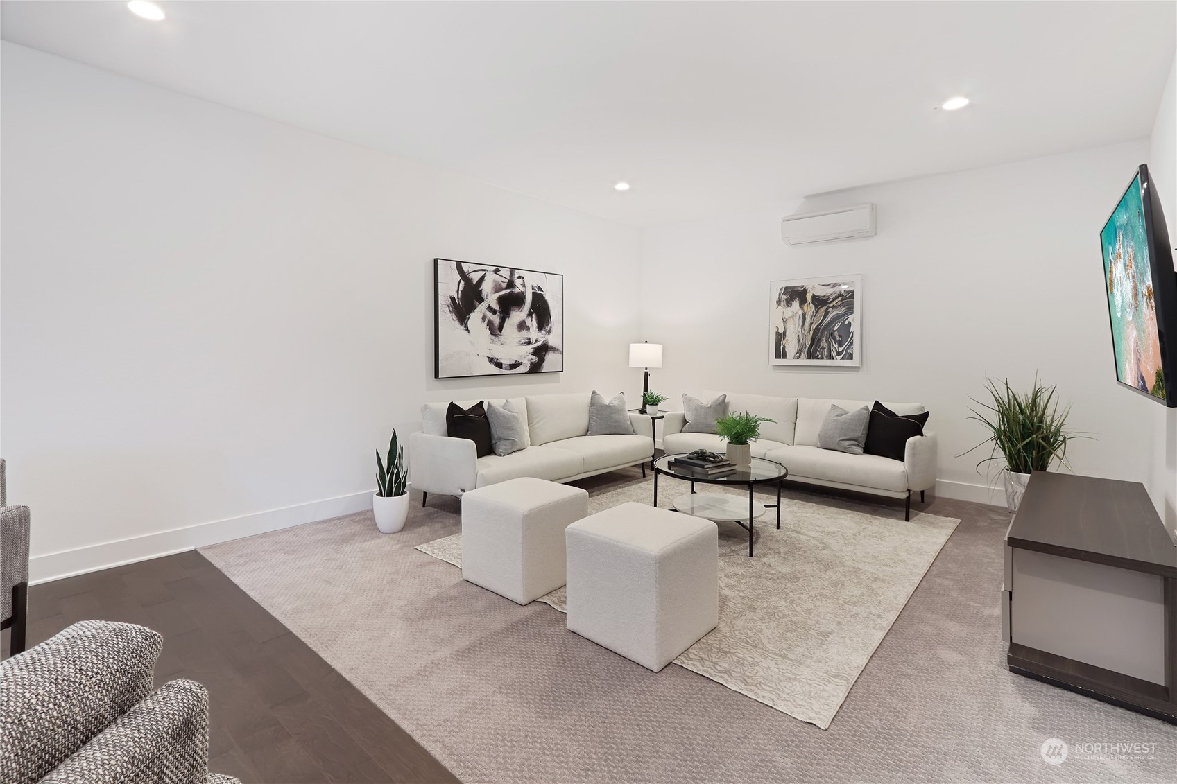 3950 Wells Avenue North Renton, WA 98056 - Photo 17 of 39 Gallery Image 17