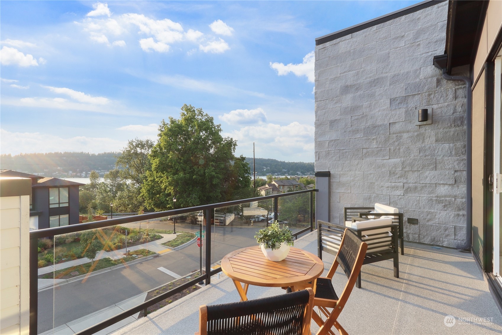3950 Wells Avenue North Renton, WA 98056 - Photo 21 of 39 Gallery Image 21