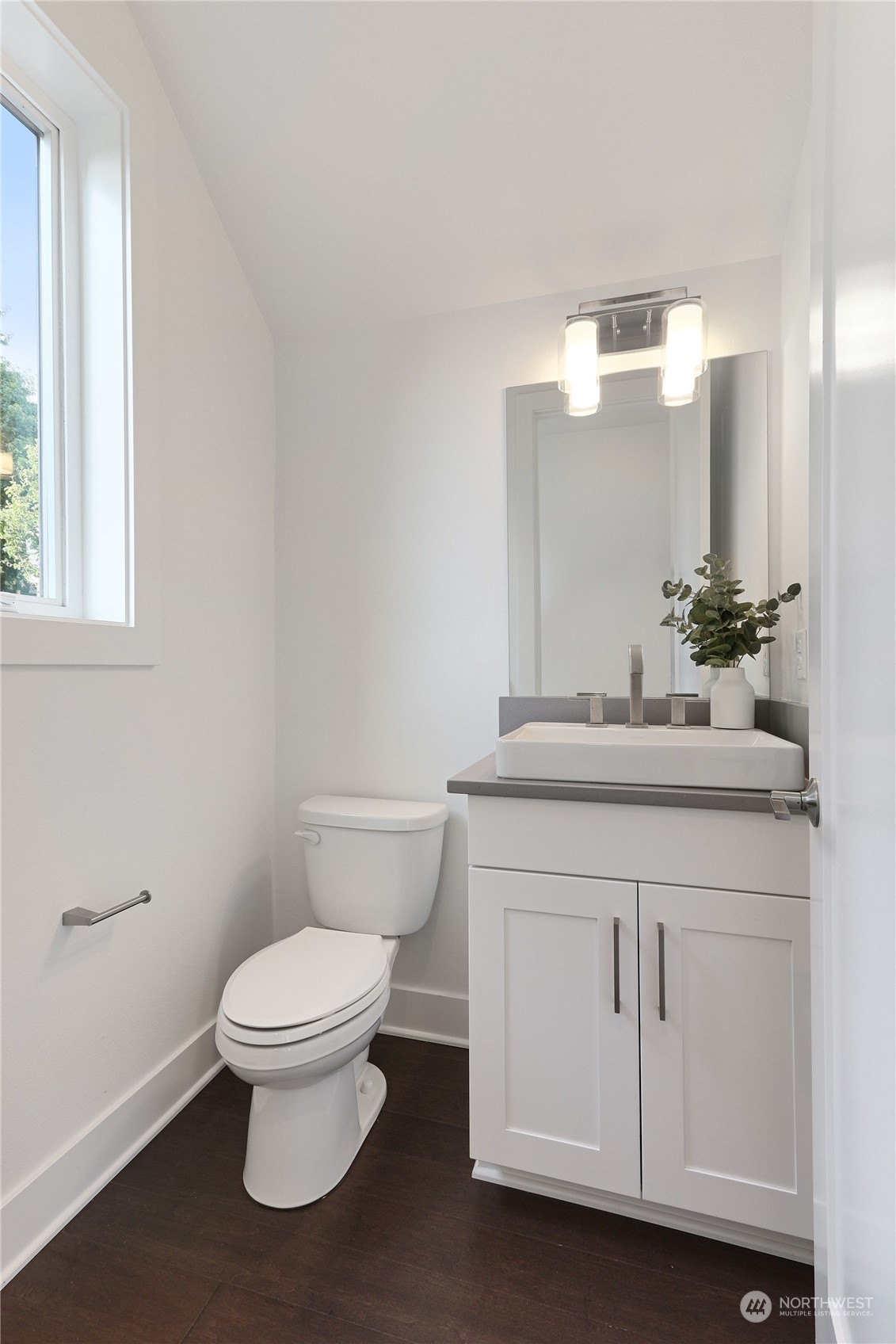 3950 Wells Avenue North Renton, WA 98056 - Photo 26 of 39 Gallery Image 26