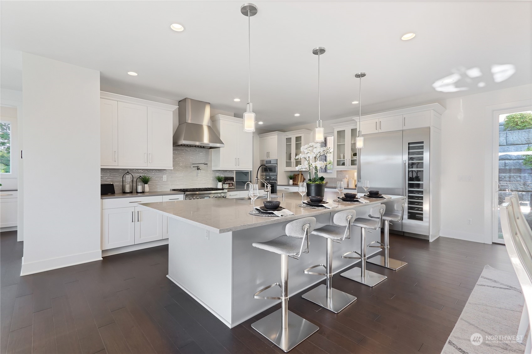 3950 Wells Avenue North Renton, WA 98056 - Photo 10 of 39 Gallery Image 10