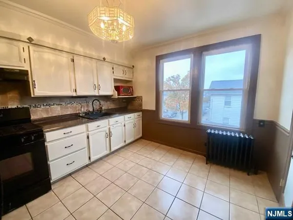 $2,950 | 65 Wilson Avenue, Unit 2, Kearny, NJ 07032