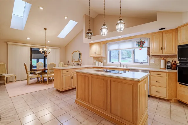 $499,900 | 7 Doral Court, Pittsford, NY 14534