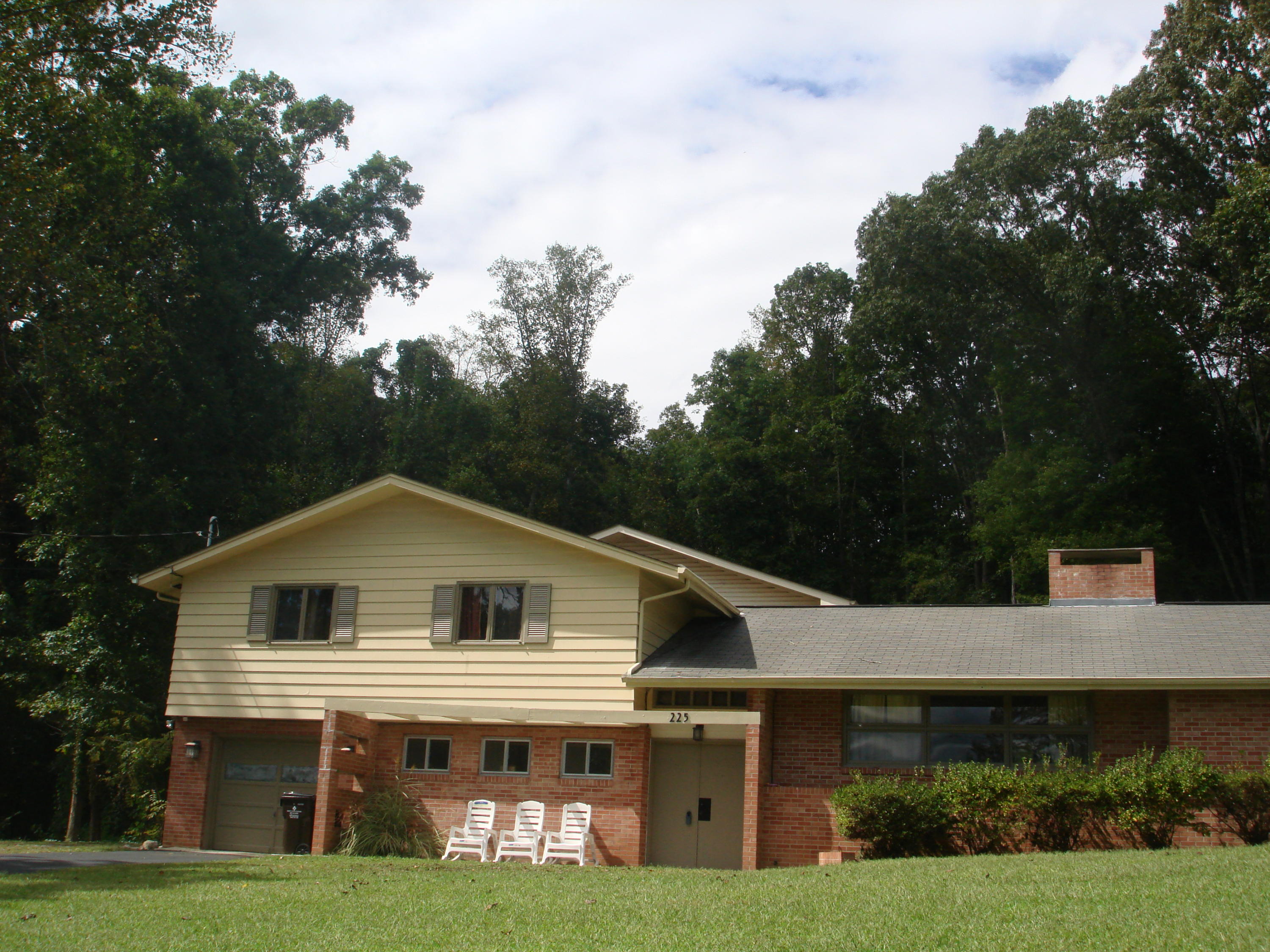 225 Iroquois Road Oak Ridge, TN 37830 - Photo 1 of 40 225 IROQUOIS ROAD