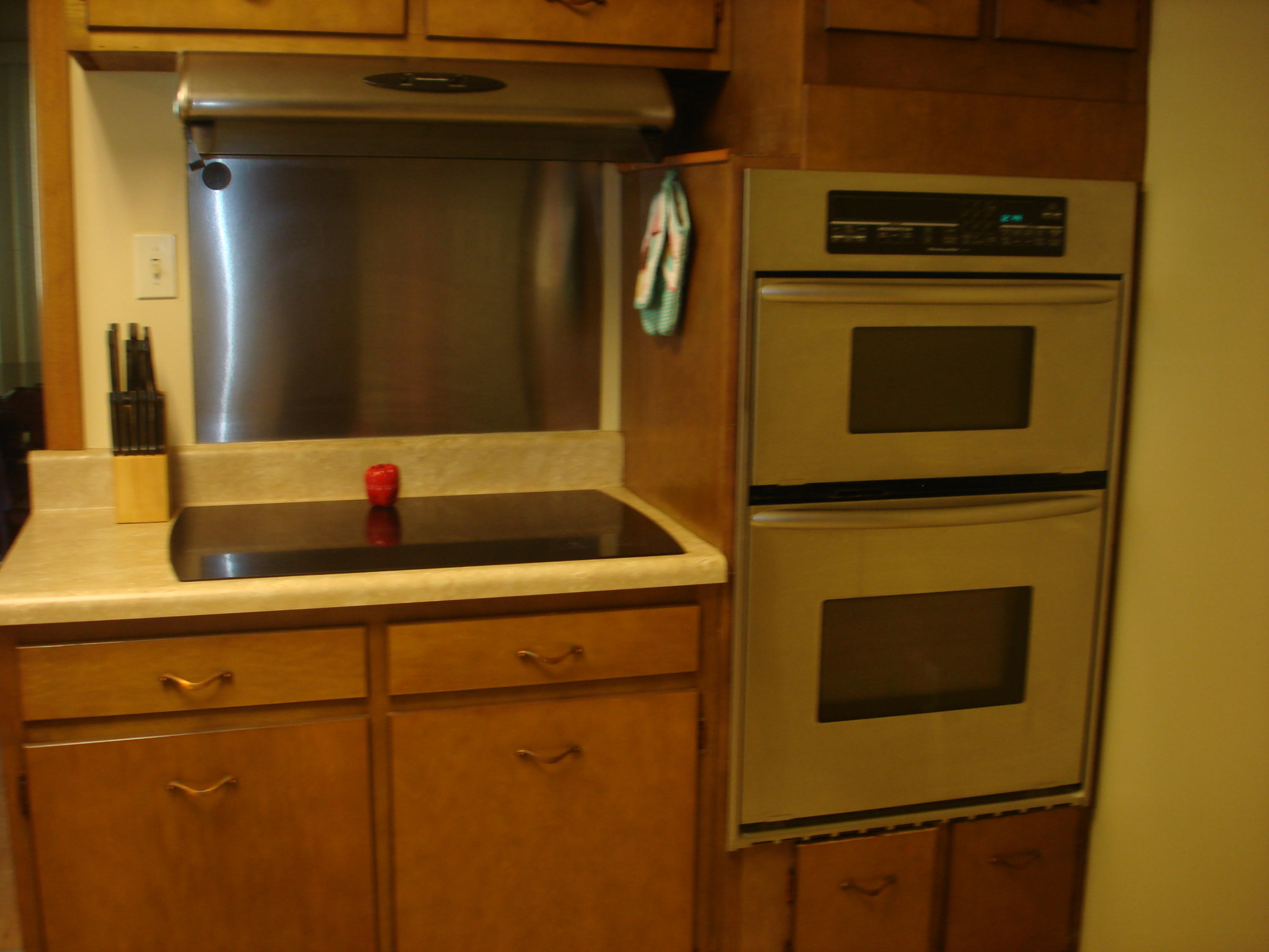 225 Iroquois Road Oak Ridge, TN 37830 - Photo 21 of 40 NEWER APPLIANCES!