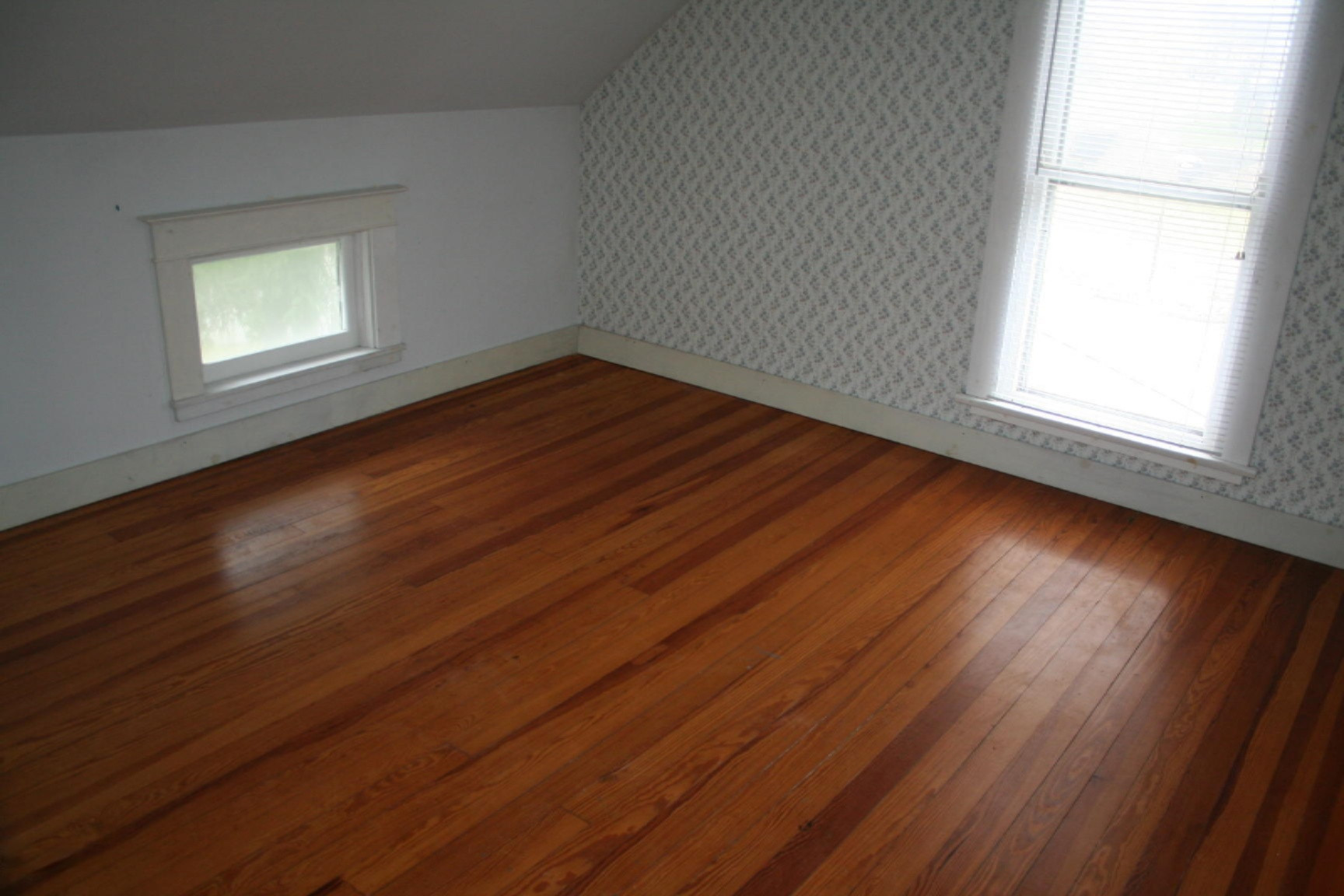 4885 Territorial Road Benton Harbor, MI 49022 - Photo 33 of 46 IMG_3802