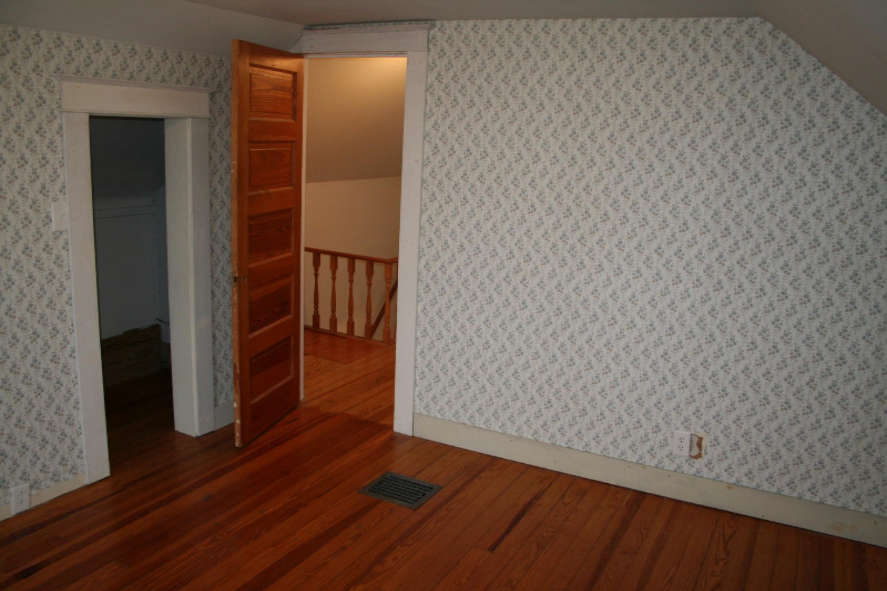 4885 Territorial Road Benton Harbor, MI 49022 - Photo 35 of 46 IMG_3808