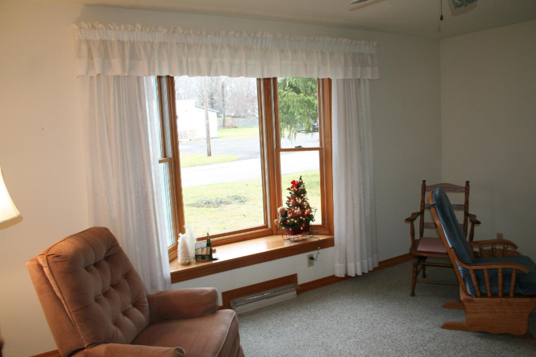 4885 Territorial Road Benton Harbor, MI 49022 - Photo 8 of 46 IMG_3702