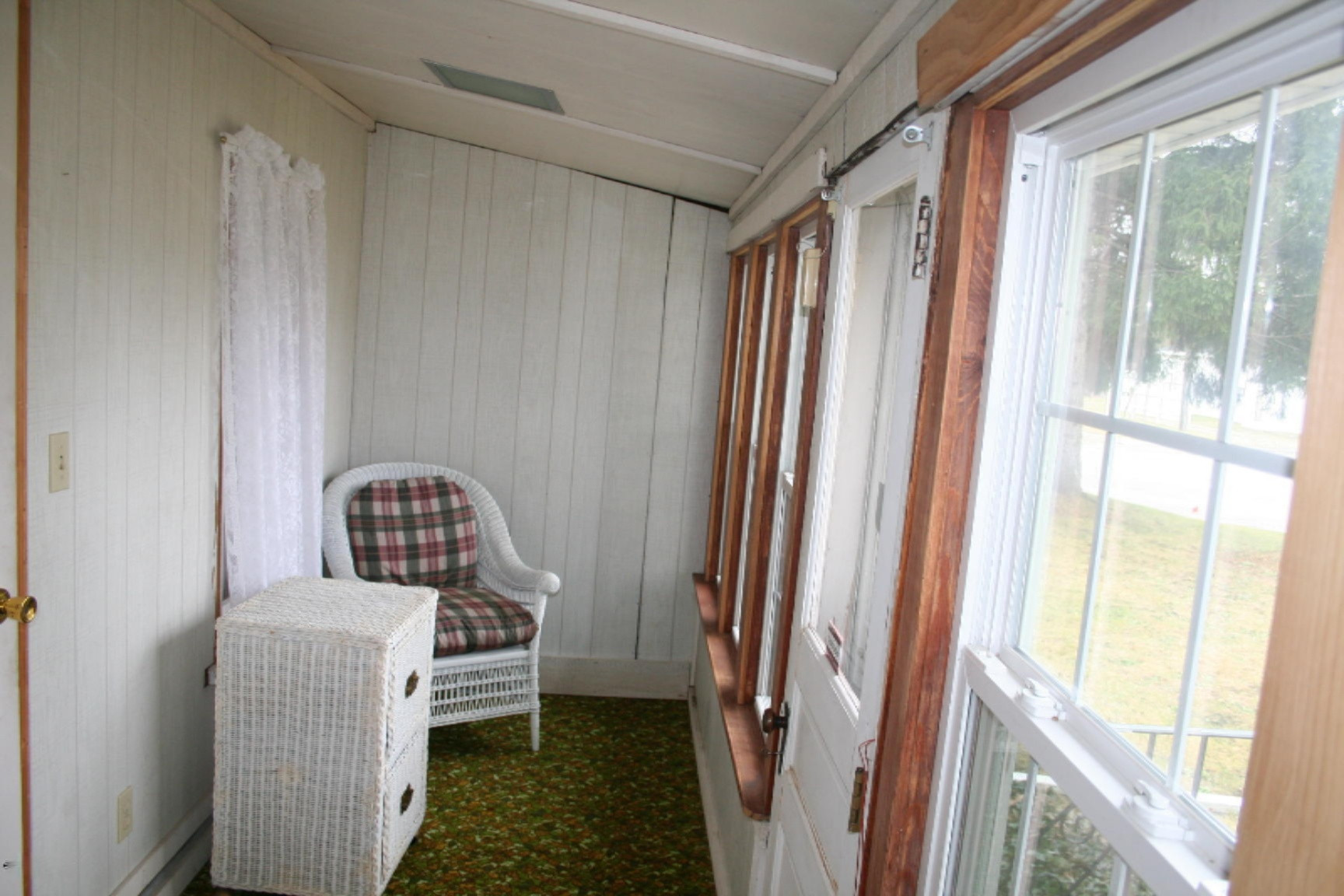 4885 Territorial Road Benton Harbor, MI 49022 - Photo 10 of 46 IMG_3717