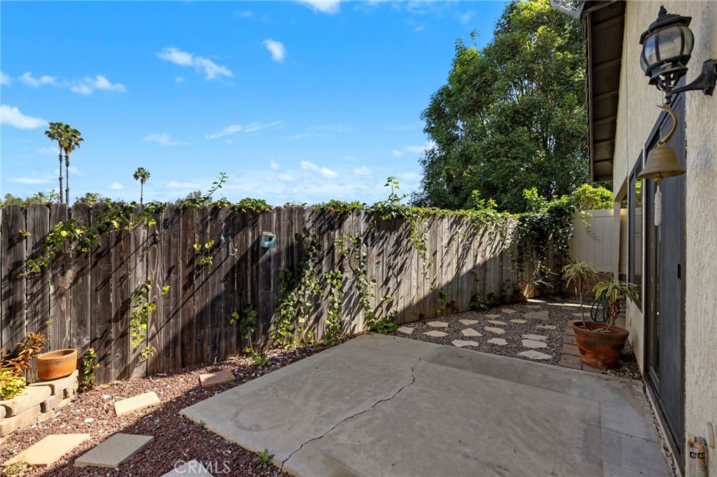 5050 Canyon Crest Drive, Unit 7 Riverside, CA 92507 - Photo 33 of 44