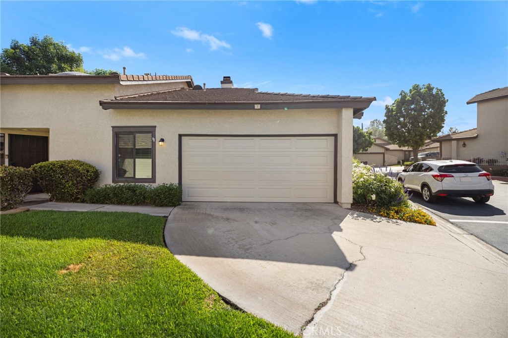 5050 Canyon Crest Drive, Unit 7 Riverside, CA 92507 - Photo 5 of 44 Driveway parking + 2 car garage