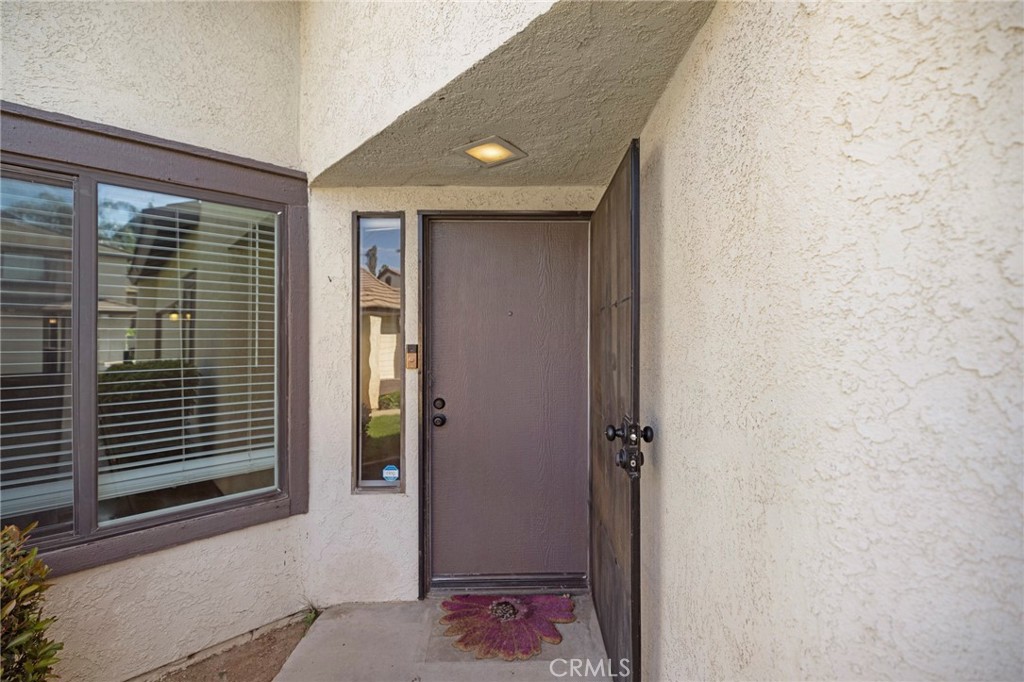 5050 Canyon Crest Drive, Unit 7 Riverside, CA 92507 - Photo 7 of 44
