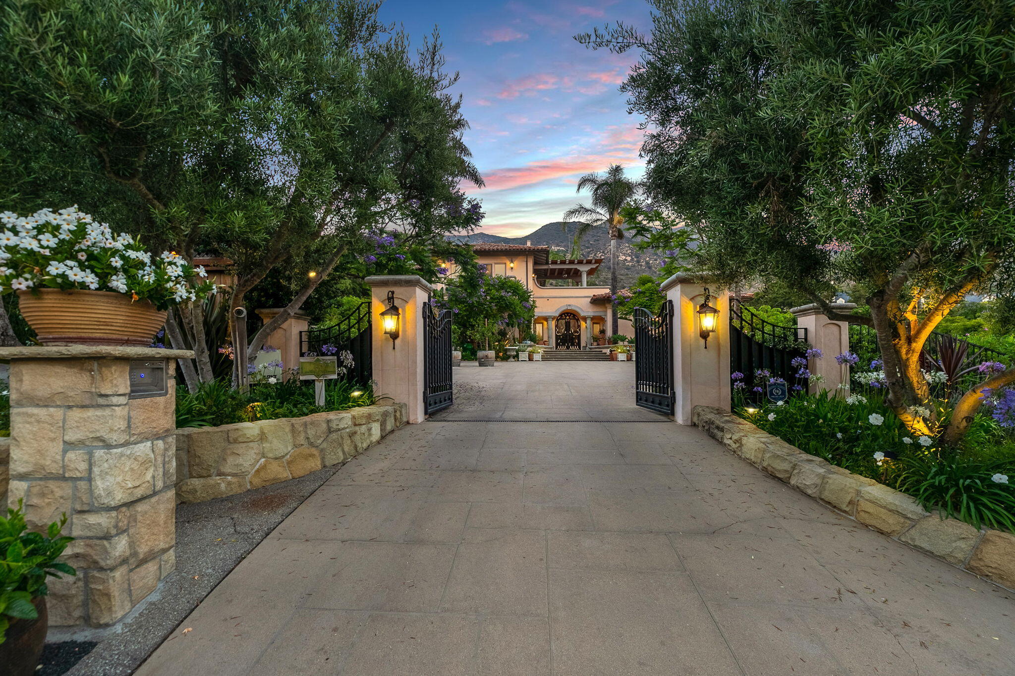 745 Lilac Drive Montecito, CA 93108 - Photo 50 of 51 50-web-or-mls-UpmarketMedia_745Lilac-1