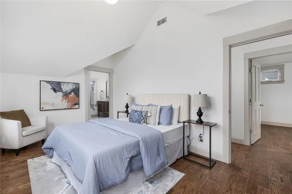 $5,600 | 214 Camp Street, Providence, RI 02906