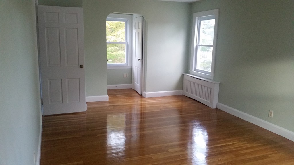 76 Glenburn Road Arlington, MA 02476 - Photo 13 of 22 Gallery Image 13