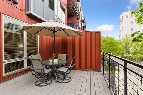 $275,000 | 240 Spring Street, Unit 203, St. Paul, MN 55102