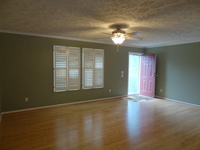 78 Keagle Farm Road Crossville, TN 38571 - Photo 5 of 23 DSC03874