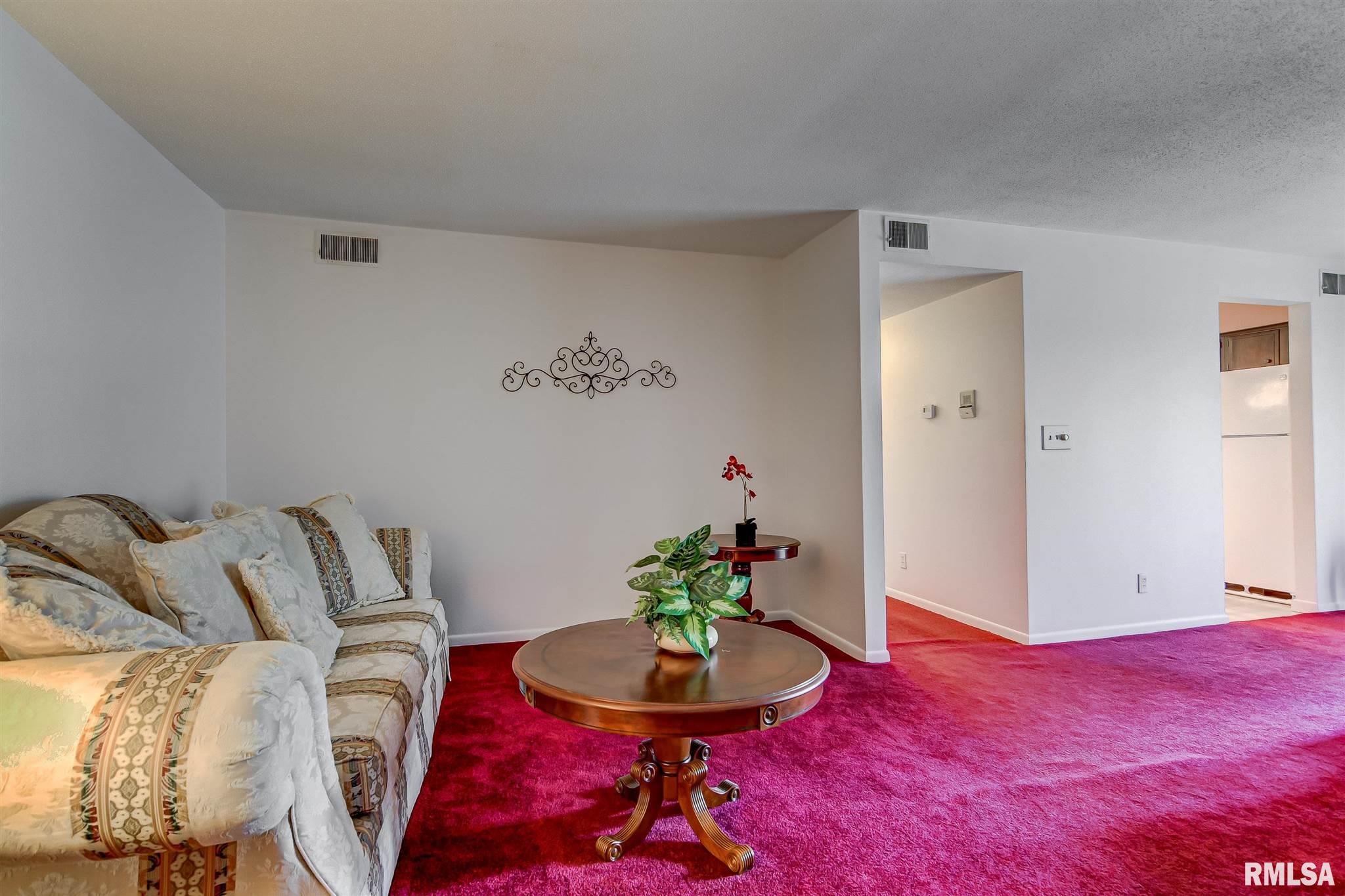 2906 Taylor Avenue, Unit 4 Springfield, IL 62703 - Photo 8 of 29 Gallery Image 8