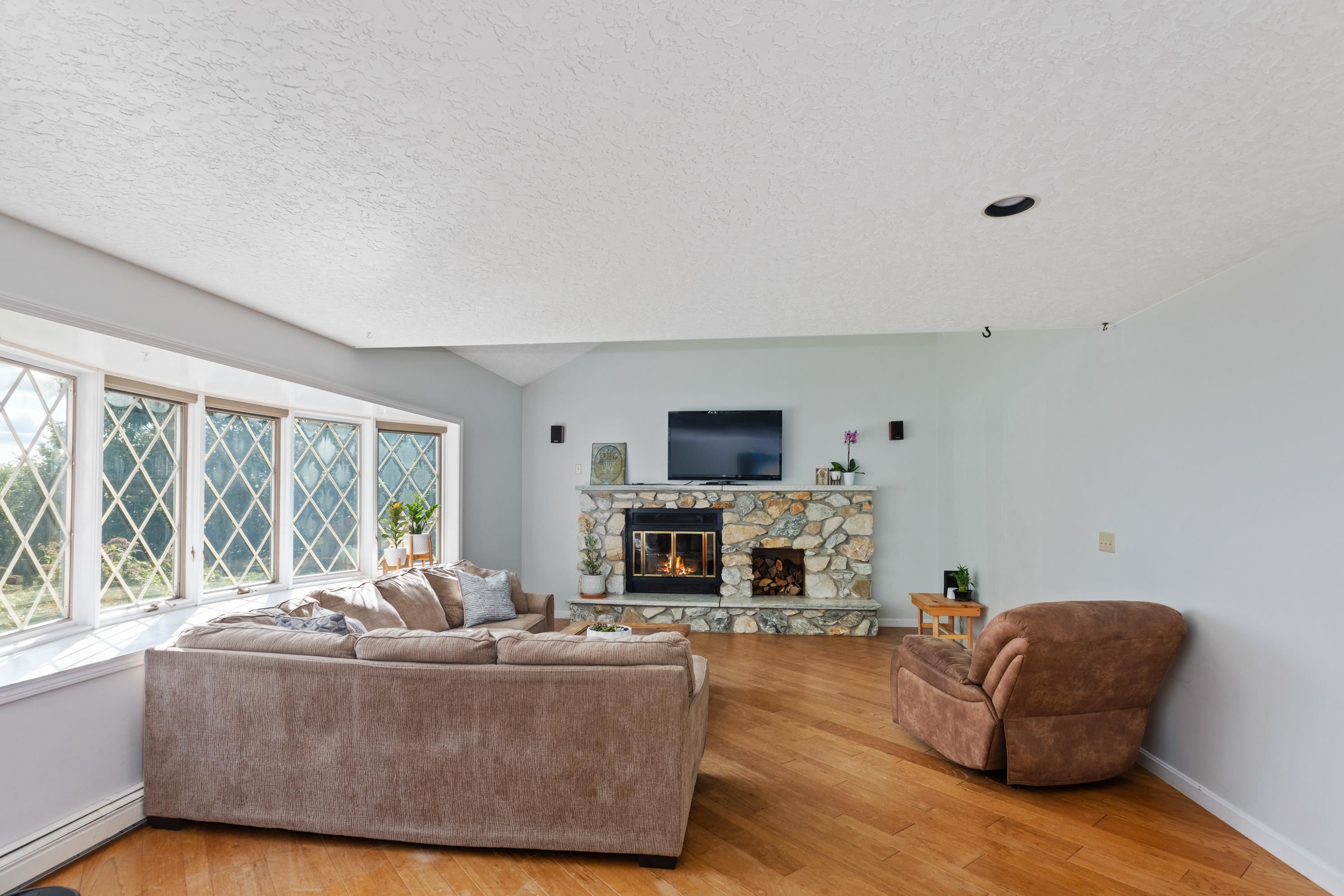 12 Miller Avenue Rindge, NH 03461 - Photo 14 of 35
