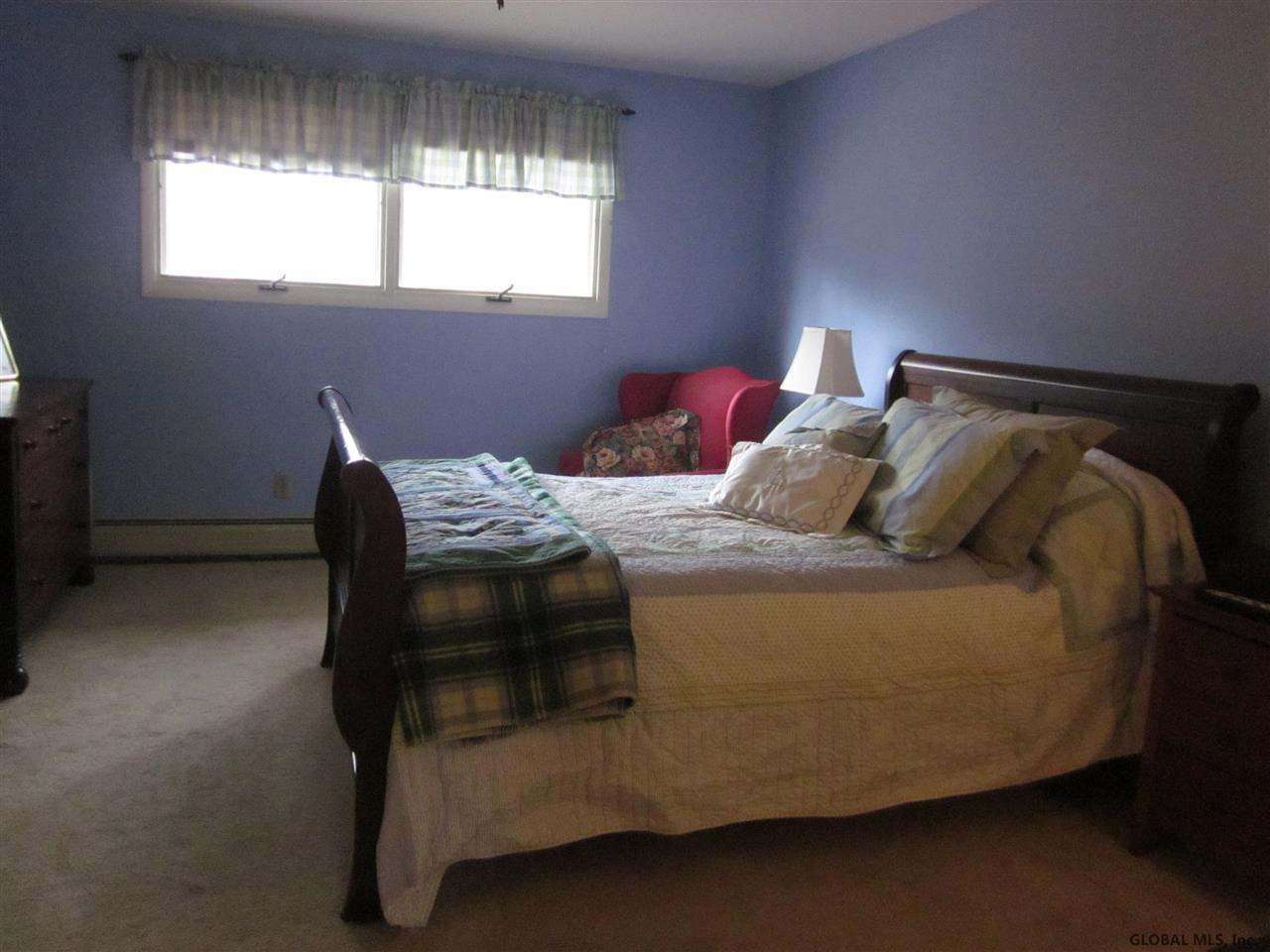 33 Devon Road Bethlehem, NY 12054 - Photo 9 of 16 Photo 9