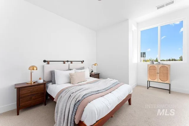 $583,000 | 349 East Lombard Lane, Eagle, ID 83616