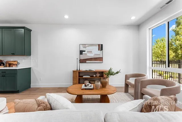 $583,000 | 349 East Lombard Lane, Eagle, ID 83616