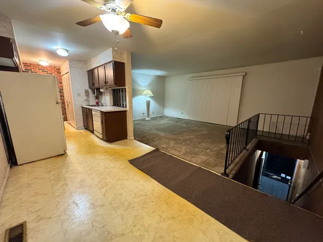 $95,000 | 20152 Ash Lane, Unit 1, Lynwood, IL 60411