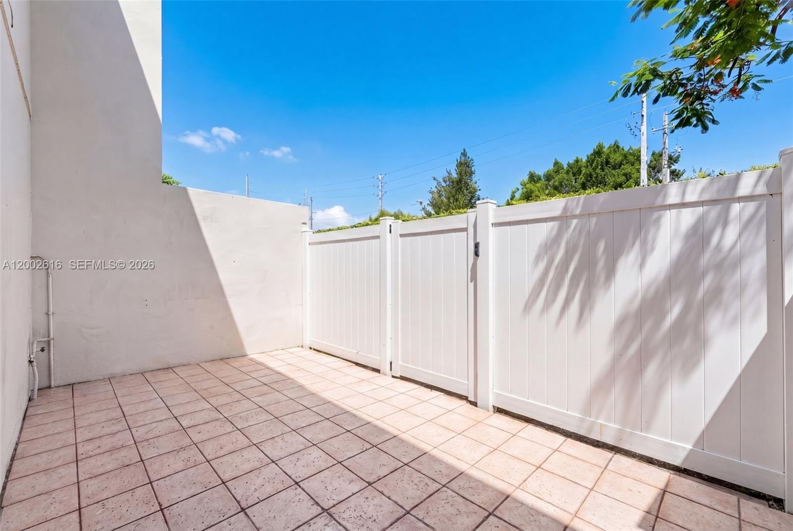 5555 Ludlam Road, Unit 23 South Miami, FL 33155 - Photo 23 of 24