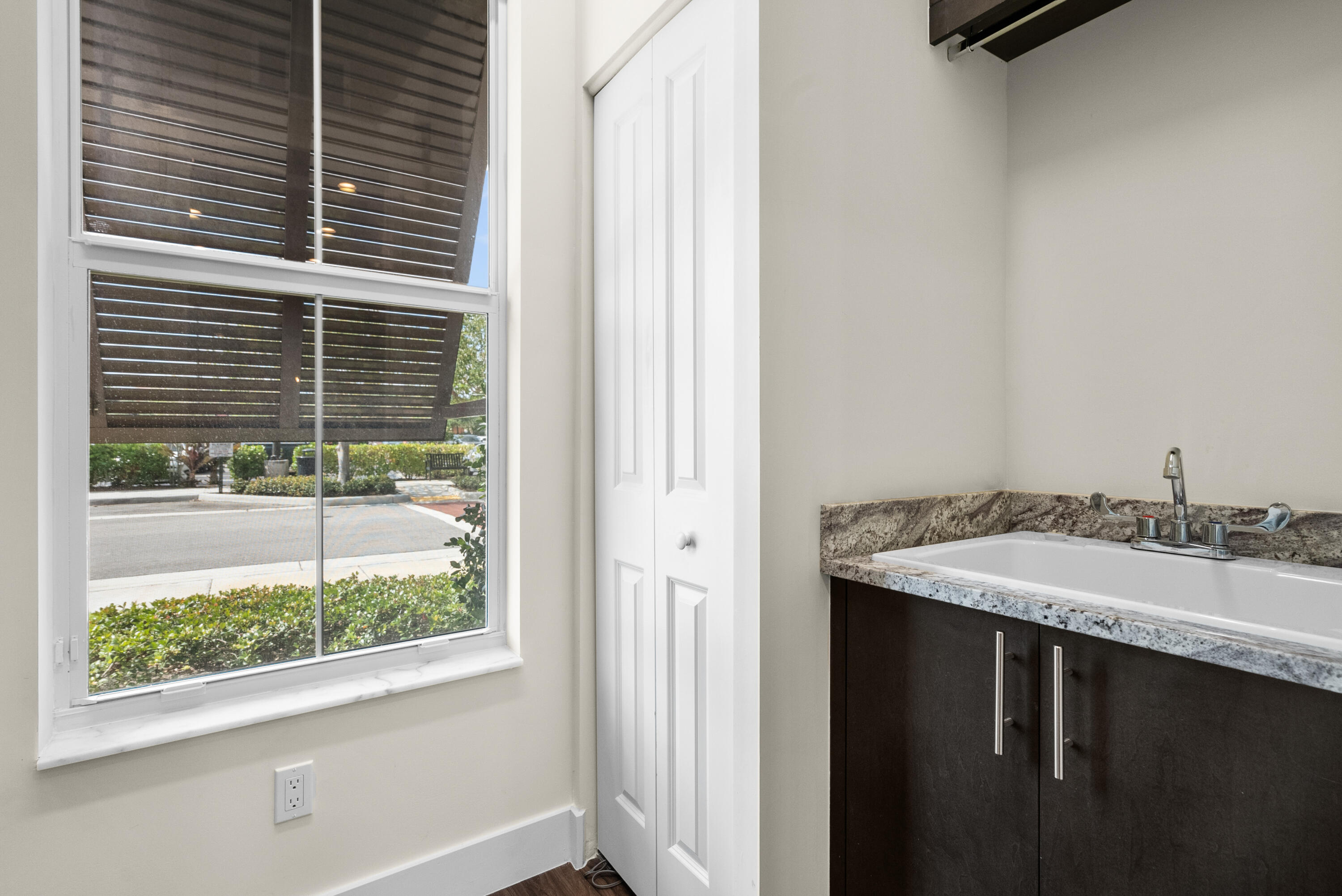 4813 Pointe Midtown Road Palm Beach Gardens, FL 33418 - Photo 26 of 38 DSC09585