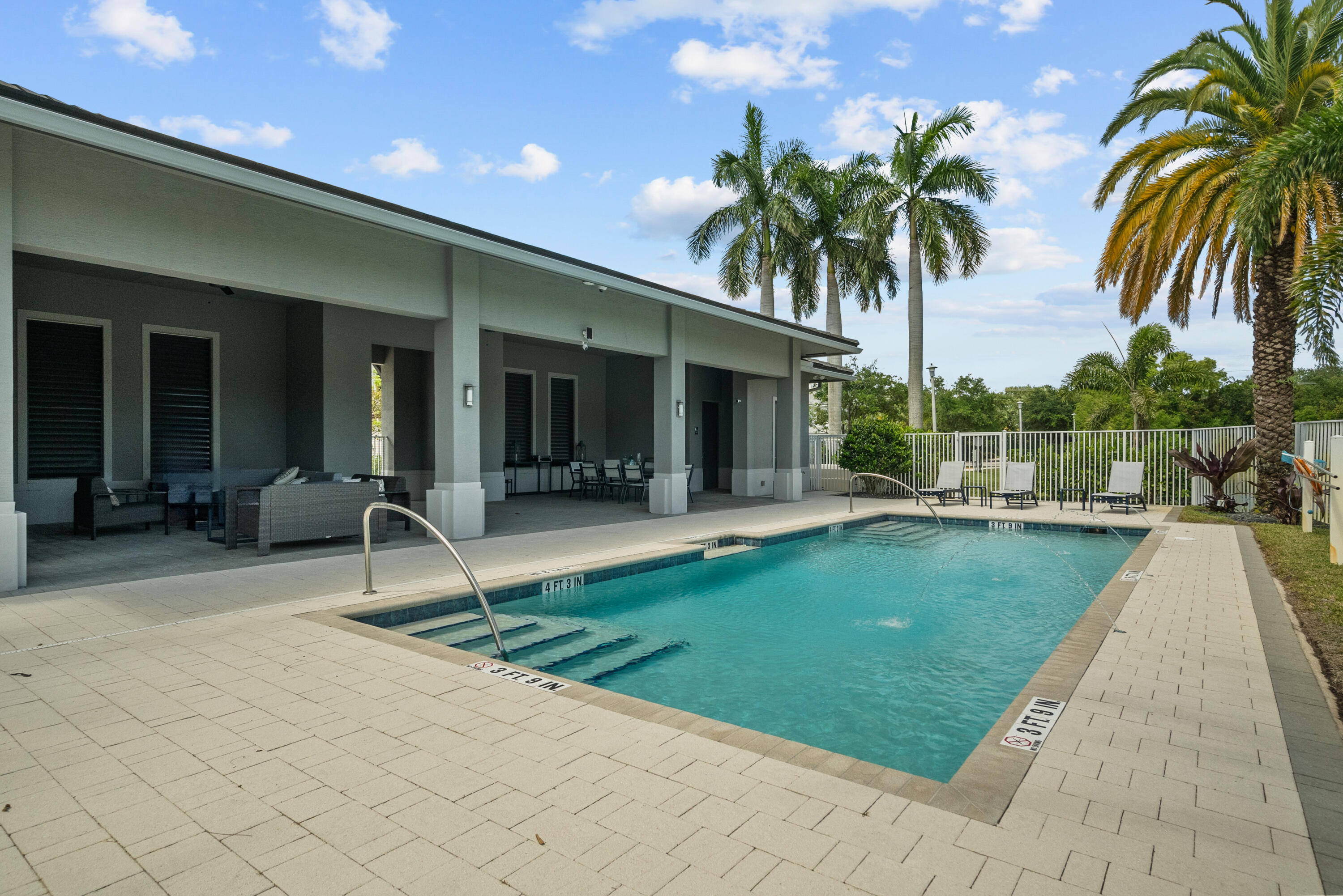 4813 Pointe Midtown Road Palm Beach Gardens, FL 33418 - Photo 34 of 38 DSC09750