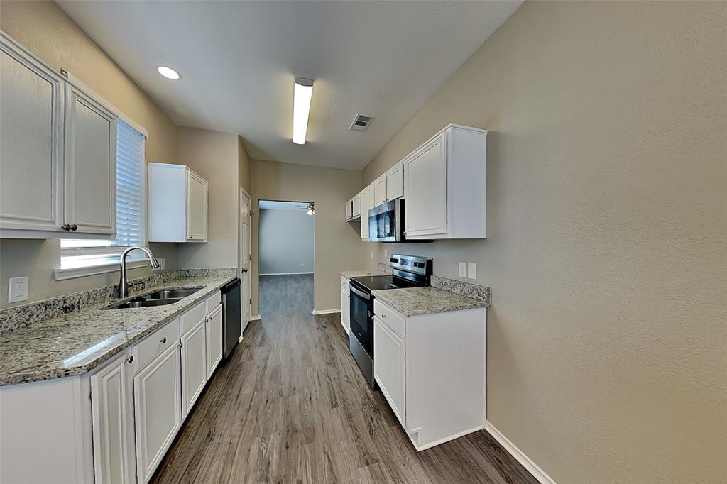 8657 Arcadia Park Drive Fort Worth, TX 76244 - Photo 5 of 19