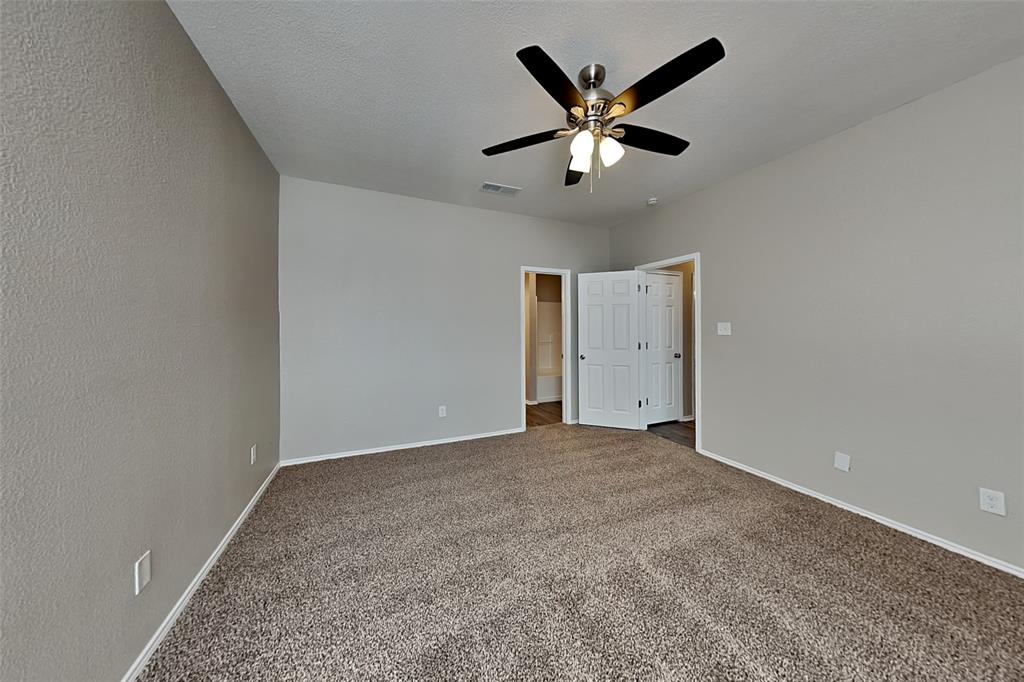 8657 Arcadia Park Drive Fort Worth, TX 76244 - Photo 9 of 19