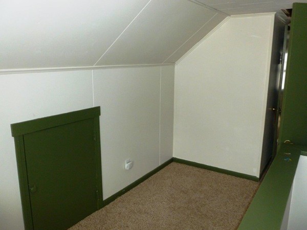 84 Mayflower Road Springfield, MA 01118 - Photo 12 of 14 a view of an empty room