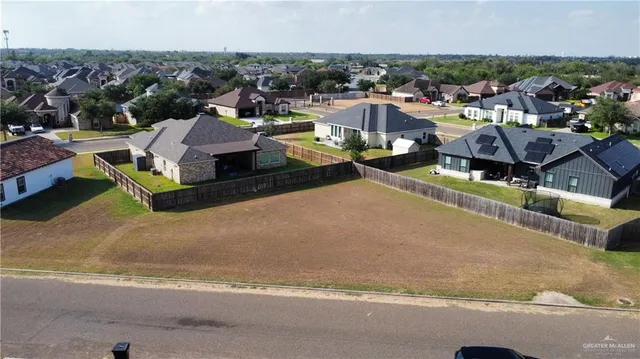 $60,000 | 506 Mi Vida Street, Weslaco, TX 78596