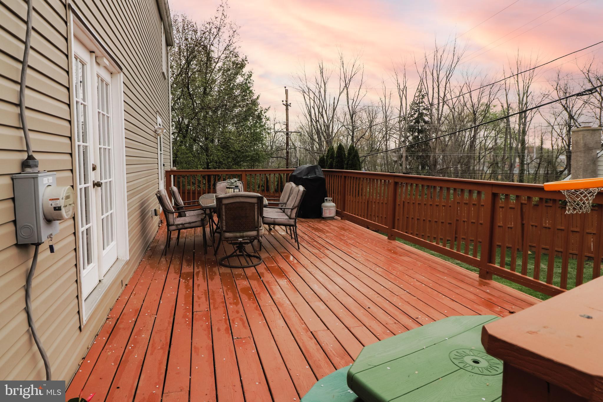 635 Beechwood Road Willow Grove, PA 19090 - Photo 23 of 29 DECK