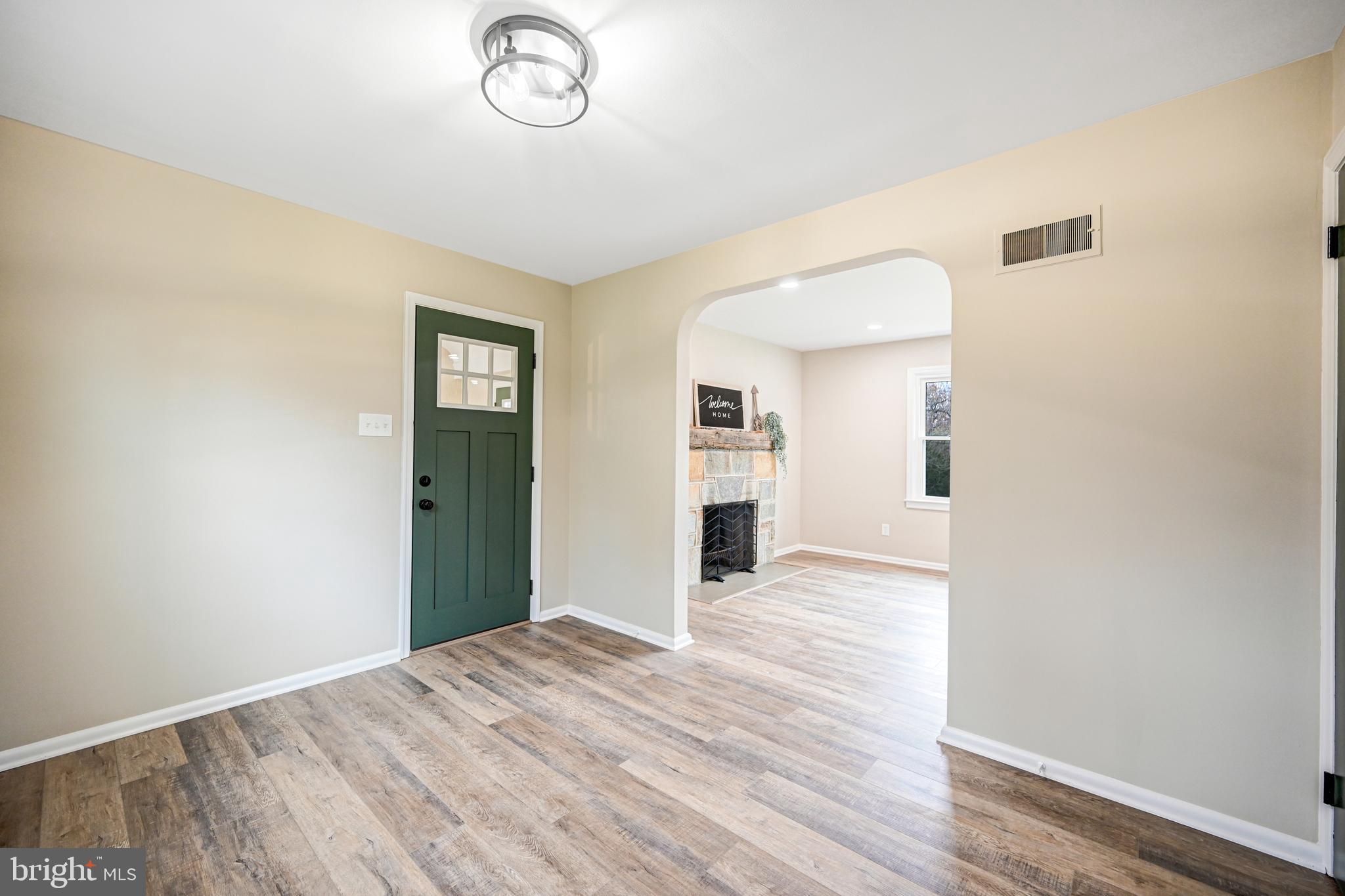 2648 Southern Hills Road York, PA 17403 - Photo 8 of 39 Gallery Image 8