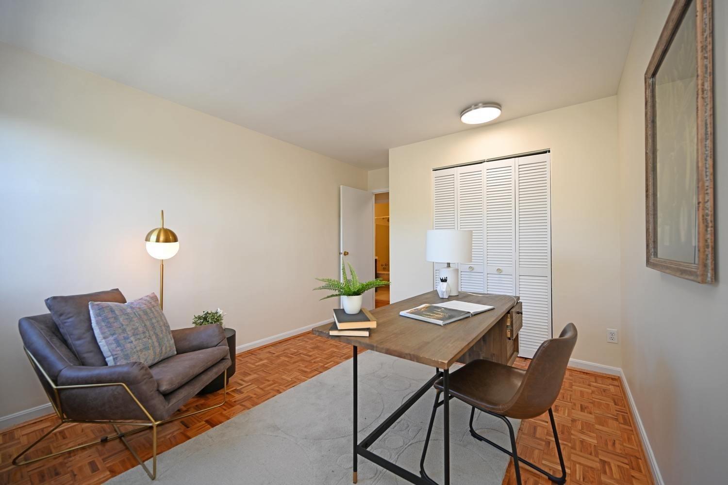1815 William Howard Taft Road, Unit 810 Cincinnati, OH 45206 - Photo 19 of 26