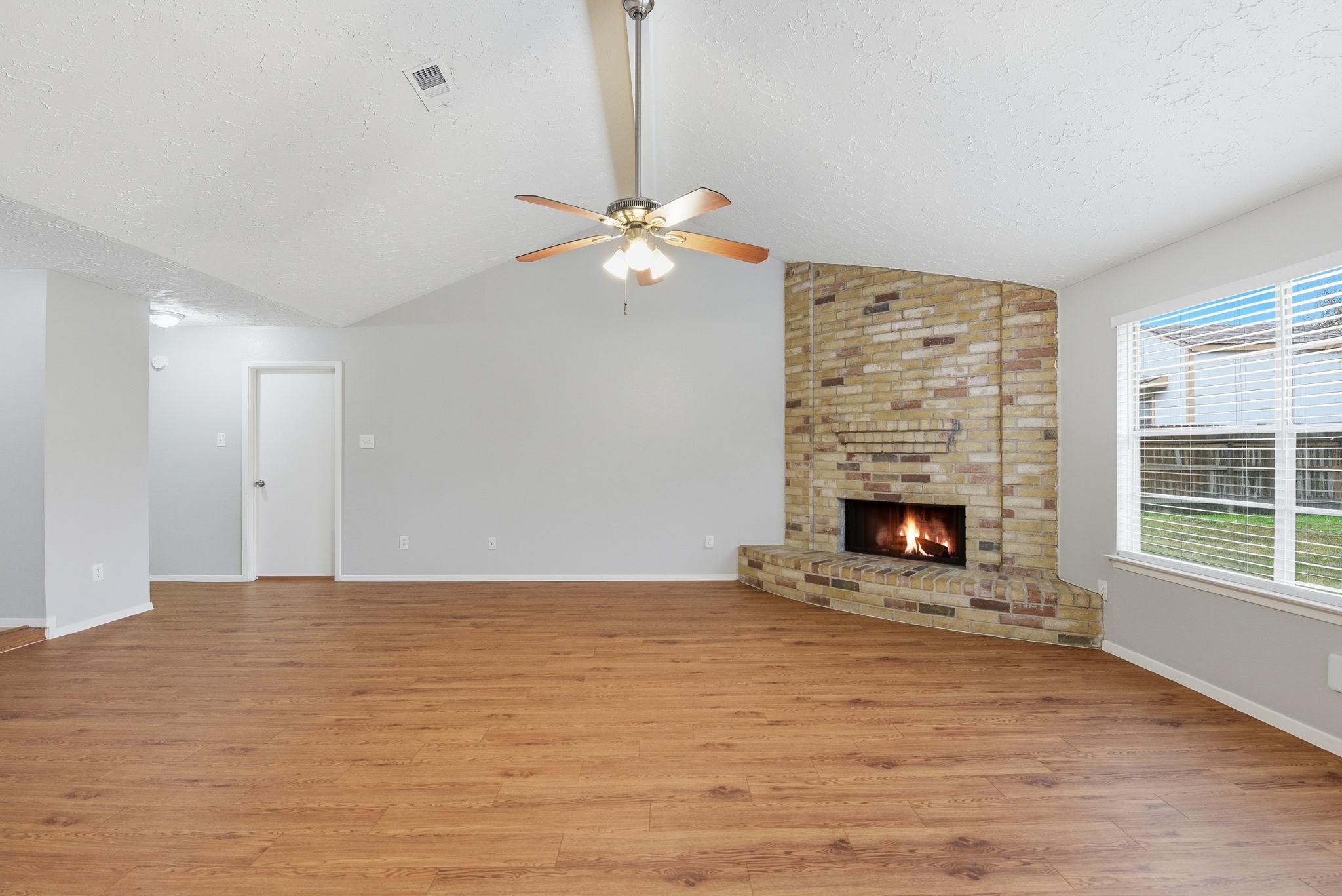 20014 Bishops Gate Lane Humble, TX 77338 - Photo 8 of 29