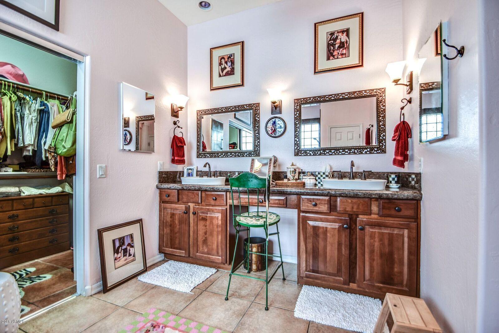 2515 East Darrel Road Phoenix, AZ 85042 - Photo 8 of 28 xPfB4JeM