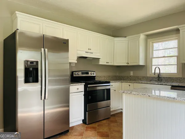 $1,570 | 32 North Cove Drive, Hogansville, GA 30230